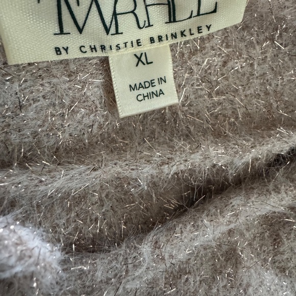 Christie Brinkley Sweater - Picture 4 of 4